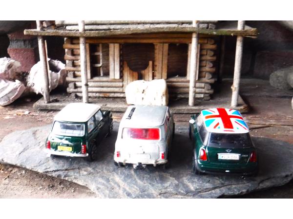 Setje van 3 mini cooper modelletjes