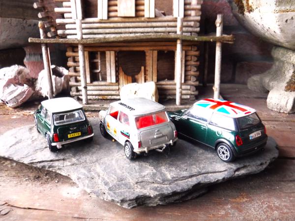 Setje van 3 mini cooper modelletjes