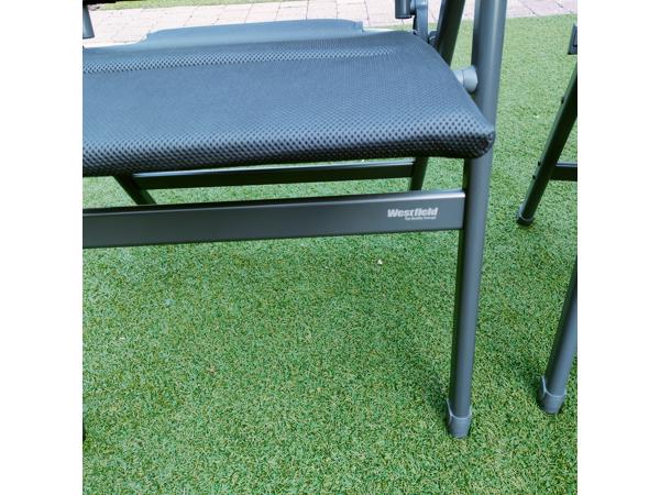 2 lichtgewicht kampeer stoelen