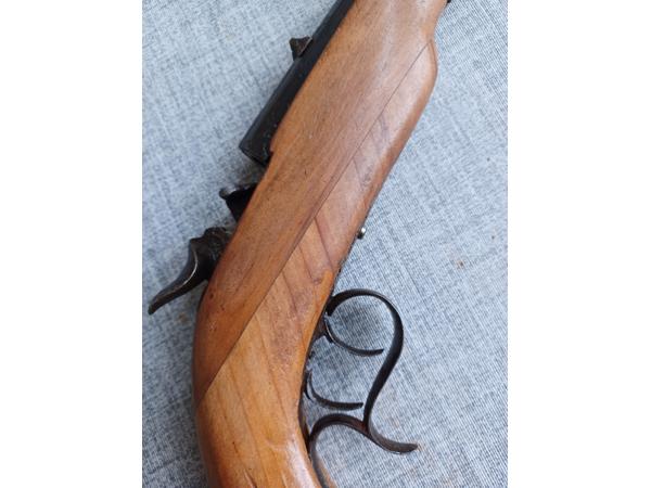 Te koop Salonpistool