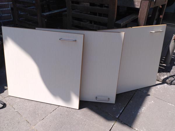 Deurtjes + lade frontjes van retro Bruynzeel keuken