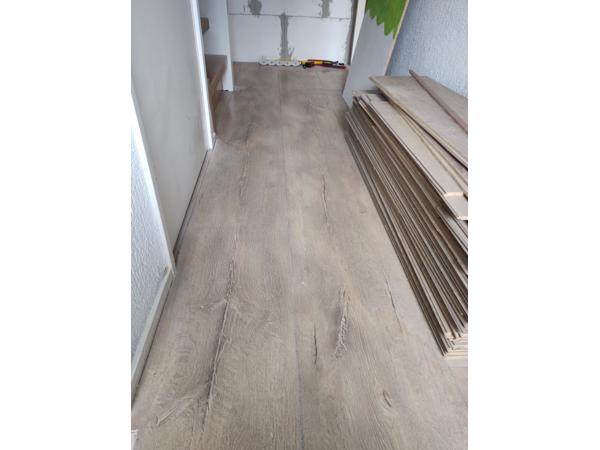Laminaat extra breed - 11,5m2 hele planken