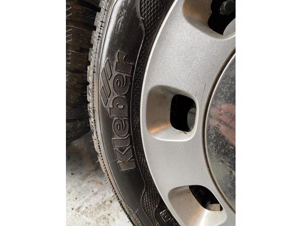 ZGAN Fiat 500 500e Bravo winterbanden set 175/65/14