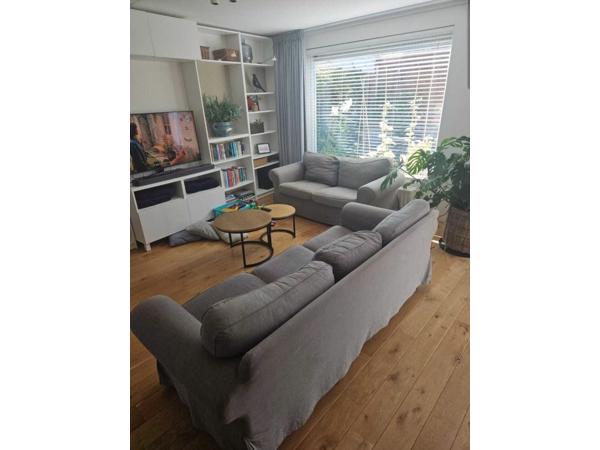 GRATIS schone 2- en 3 persoonsbanken in Voorhout