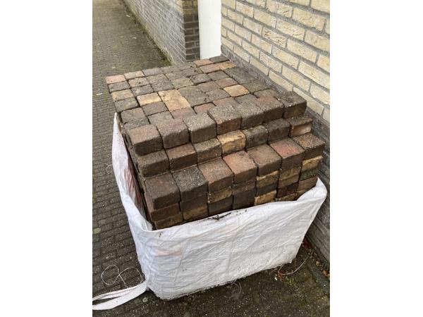 Trommelsteenjes voor terras