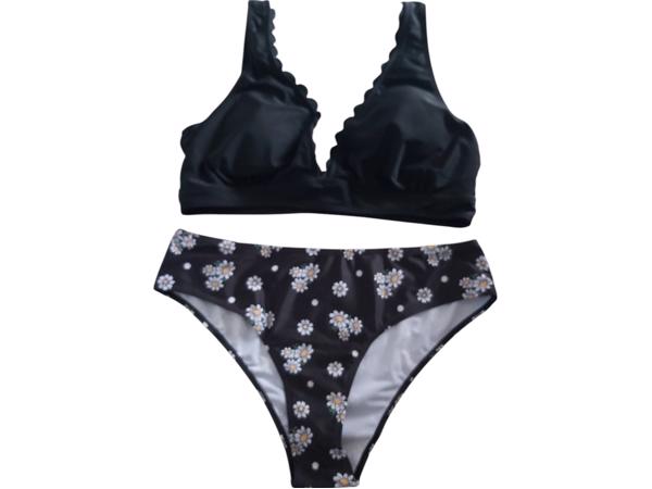 Bikini zwart met gele bloemetjes L