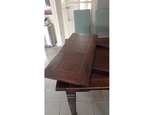 Tafel 160x90/240x90 en 4 stoelen