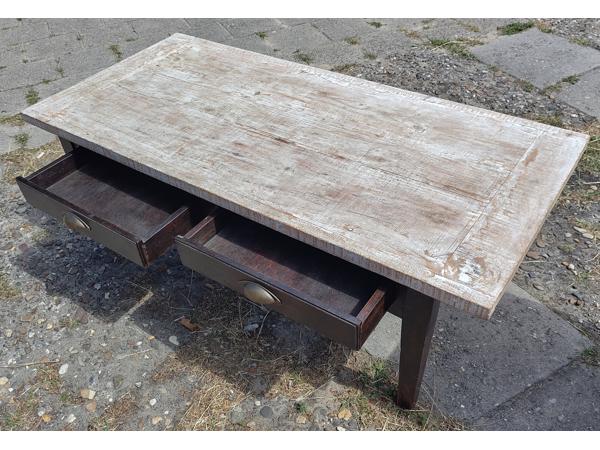 Rustieke salontafel, licht bovenblad, donkere poten