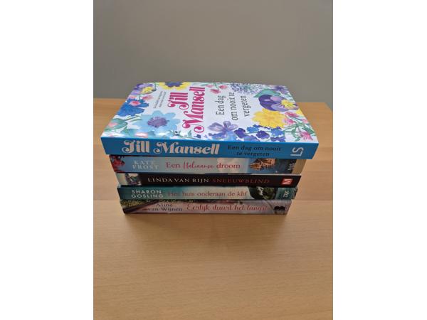 Mooi boeken pakket voor €10,-