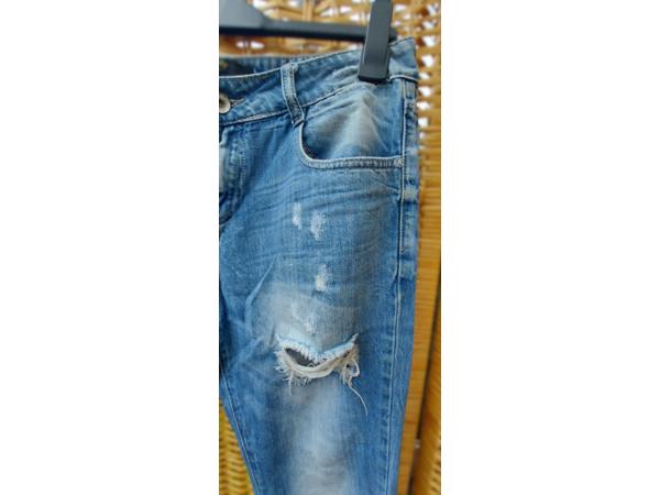 Ripped jeans, maat M/38