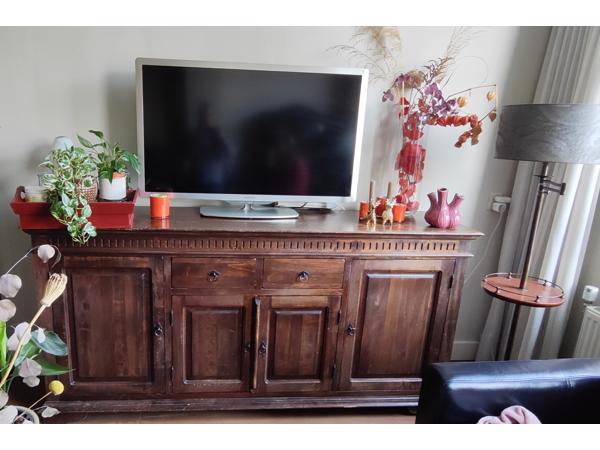 Landelijk Dressoir beschikbaar