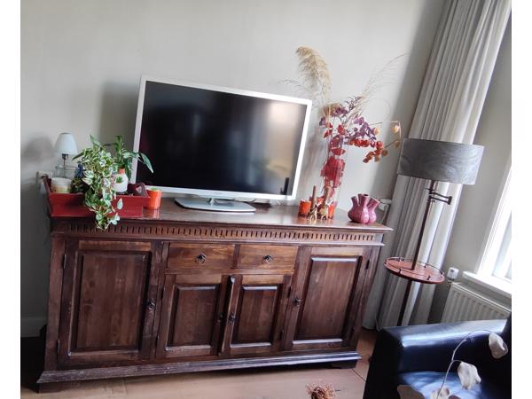 Landelijk Dressoir beschikbaar