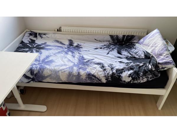 Lauw Westers Intensief Lifetime bed 210x90 (zonder matras) in Vlaardingen - Huis en Inrichting,  Slaapkamer - Markanda
