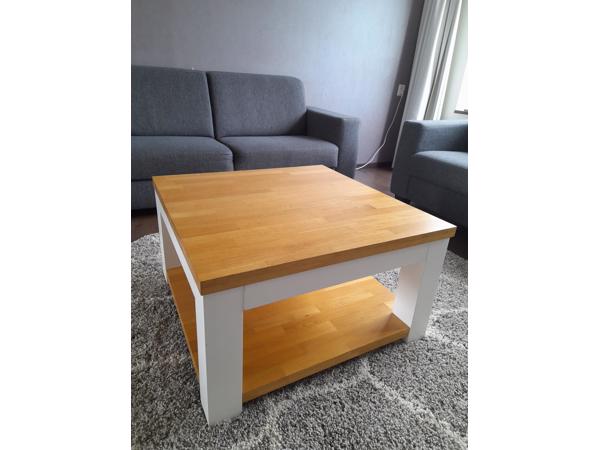 Salontafel 80x80 in gebruikte staat