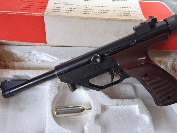 H&amp;#xE4;mmerli Single co2 pistool