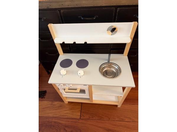 speelkeukentje in goede staat