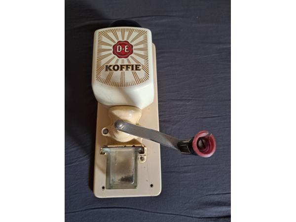 Complete  authentieke vintage wand koffiemolen