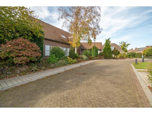 Venray woning te koop - op de Smelen 1 , 263 m2 woonopp.