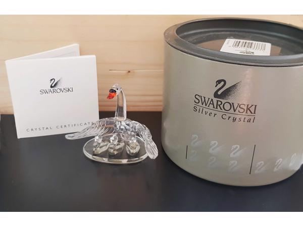 Swarovski Zwanenfamilie met doos en certificaat