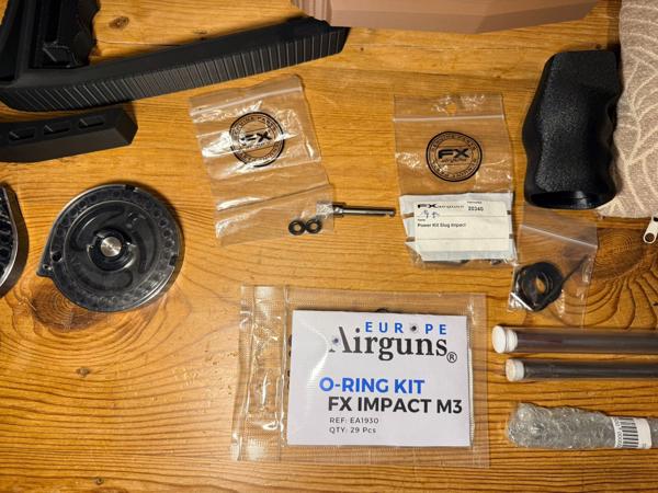FX Impact M3 .22 en .30 volledig uitgeruste set.