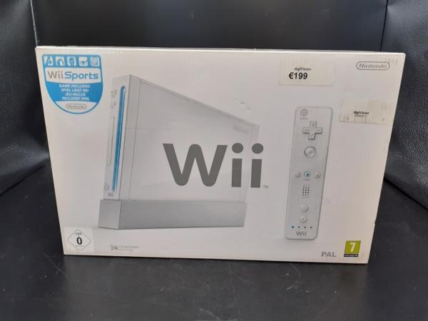 Nintendo Wii console + 2 controllers + 1 nunchuk + 11 games