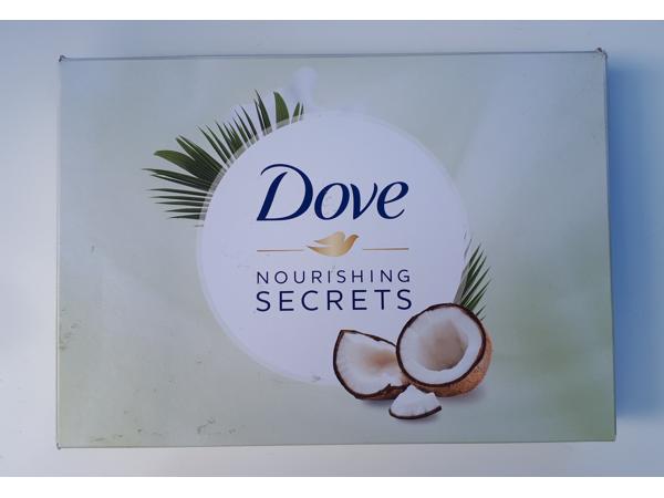*NIEUW* - Dove Nourishing Secrets pakket KOKOS