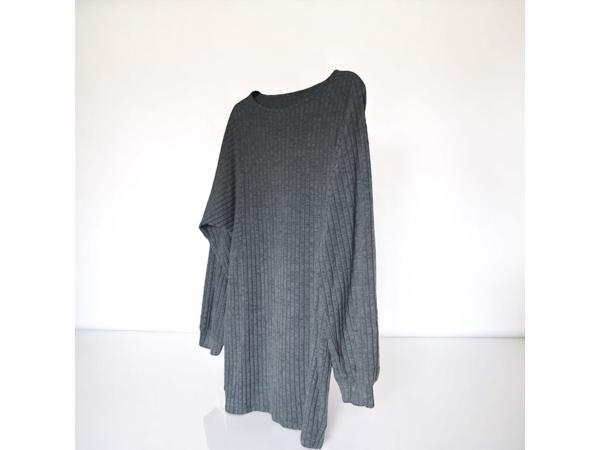 stretchy jurk grijs met pofmouwen XXL