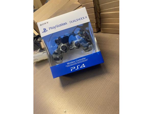 Ps4 controllers 🎮 zie de kleuren op de foto”s