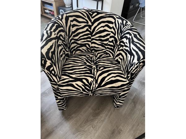 2 Leuke fauteuils , tijgerprint . In goede staat.