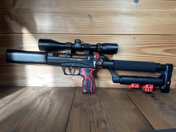 Edgun  Leshiy 2 .25 / 6.35mm Semi auto