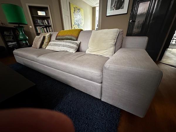 Bank (deel van een hoebank) breedte 276cm diepte 105cm