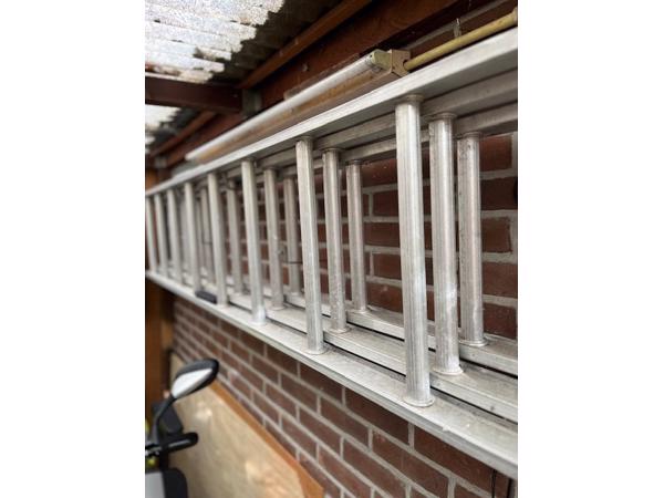 Aluminium ladder in drie delen