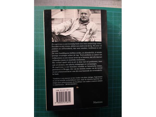 Jos Vandeloo  -  De Vogelvrouw