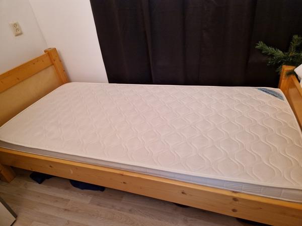 1 Persoonsbed met matras
