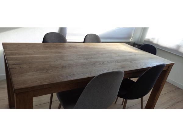 Eettafel massief eiken