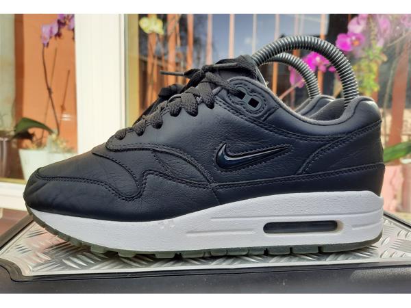 Nike Air Max 1 Jewel Anthracite Black maat 37 5 37.5 in