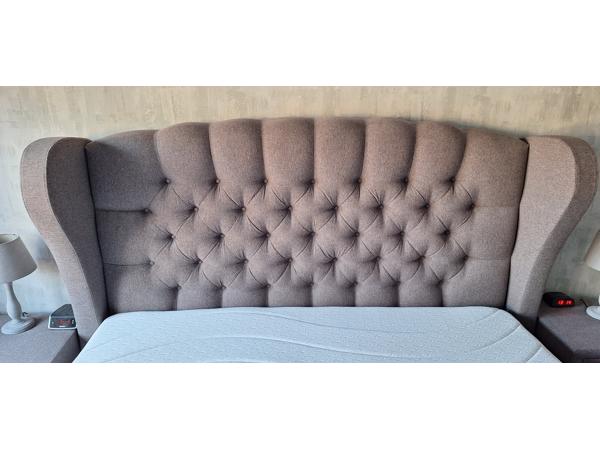 Mooie boxspring kleur lever afm. 180x200cm