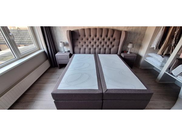 Mooie boxspring kleur lever afm. 180x200cm
