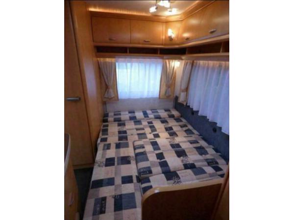 HOBBY DE LUXE 400SF. VOORTENT, LUIFEL, MOVER