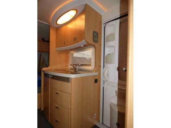 HOBBY DE LUXE 400SF. VOORTENT, LUIFEL, MOVER