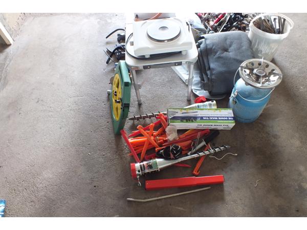 Wegens ziekte te koop verschillende kampeerspullen