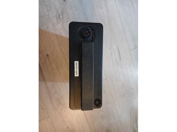 Accu iva. 60 volt 23.4AH/1404WH