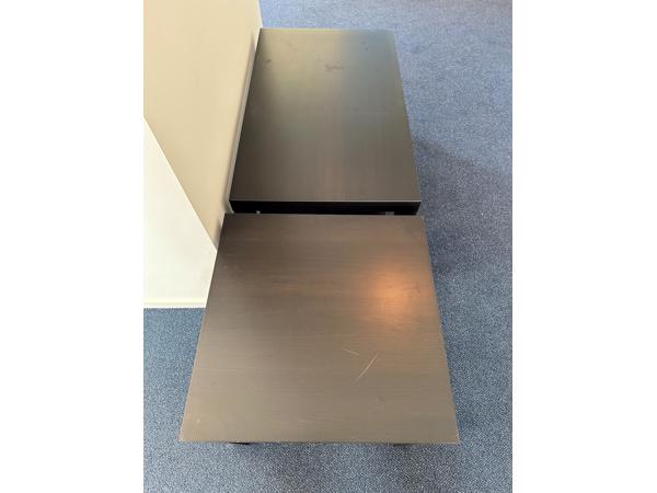 IKEA bijzettafel en salontafel donkerbruin