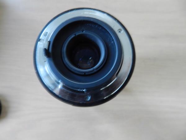 telelens zoom 80-200 merk MAKINON