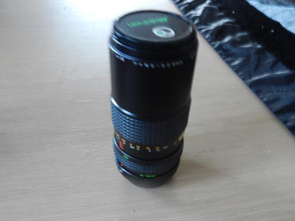 telelens zoom 80-200 merk MAKINON