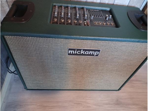 Stereo speaker versterker