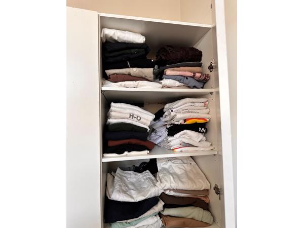 FREE / FREE: IKEA WHITE CLOSET (179x139x40)