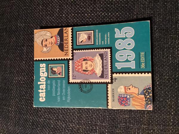 Rode PTT  3 postzegel mapjes rood kruis ( leeg ) PTT post