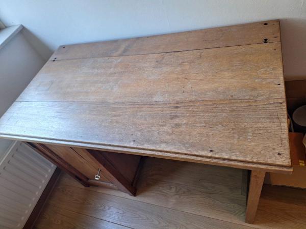 Houten bureau