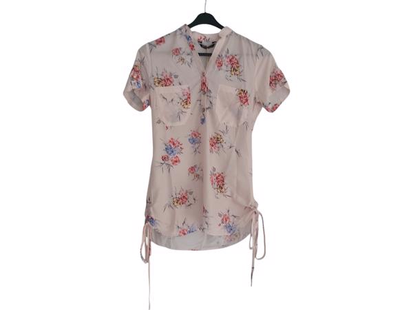 Metrofive bloemen tuniek shirt lichtroze S